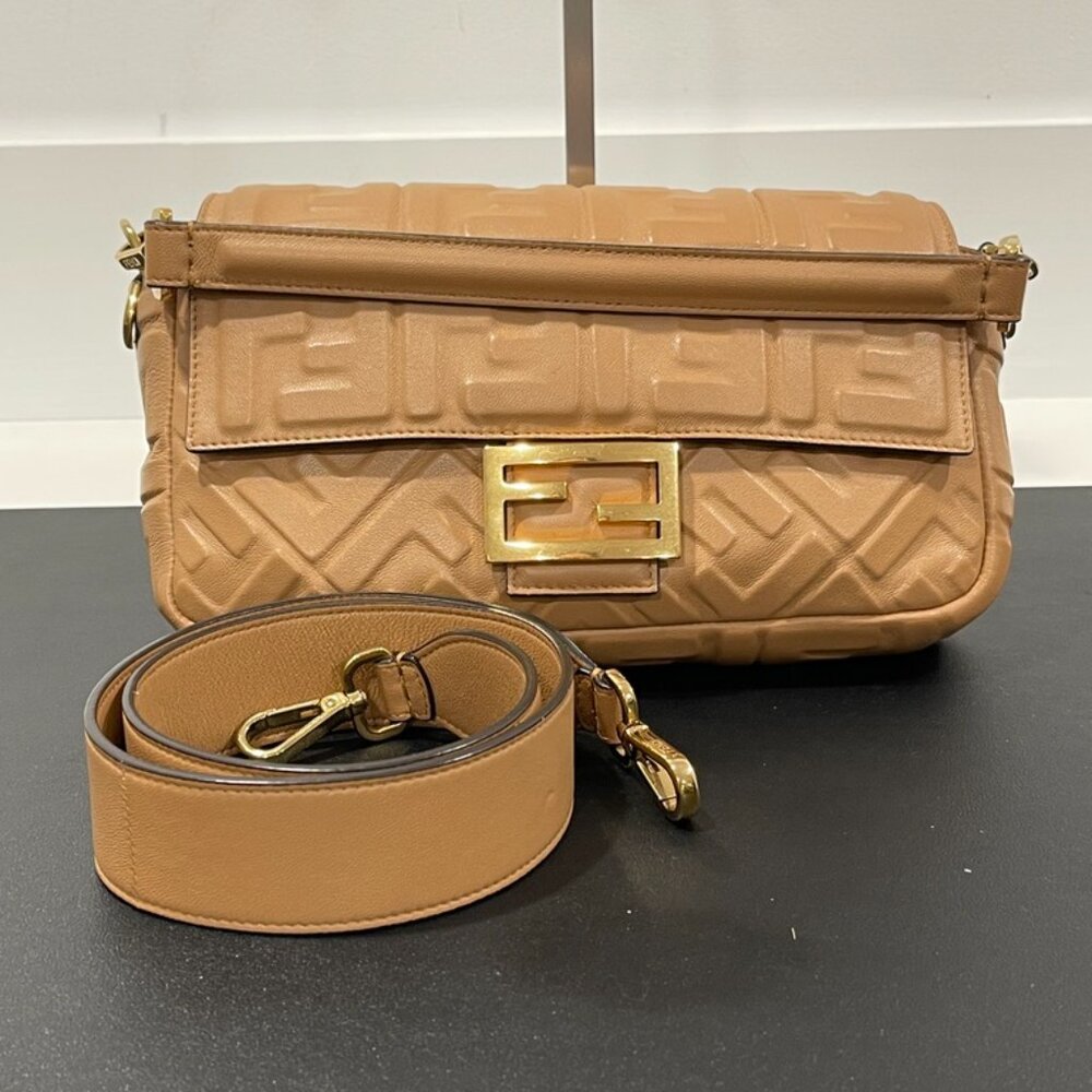 Fendi Baguette Tan Leather 2-way Bag (JB1240)